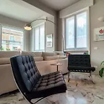 Lp Luxury - Downtown Apartment Como