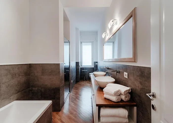 Lp Luxury - Downtown * Como